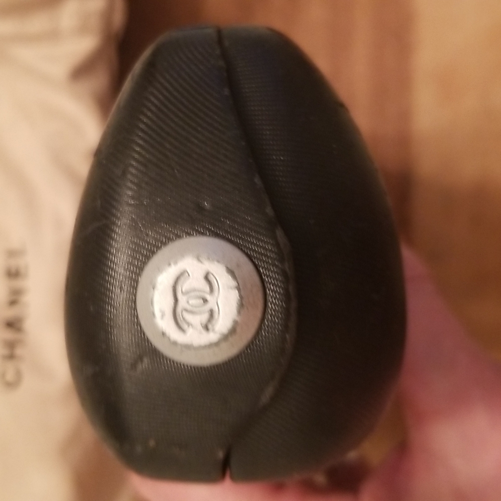 Authentic CHANEL Eyeglass Case, Drawstring Eyeglass Dust Bag and Original Box - Picture 11 of 16